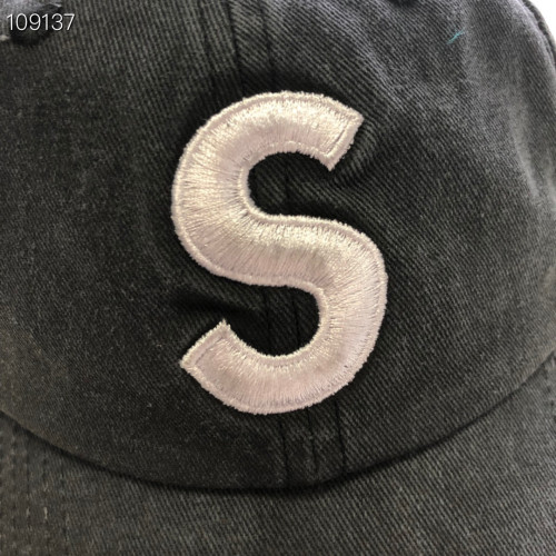 Supreme Unise Embroidered Logo Baseball Hat Duck Tongue Hat
