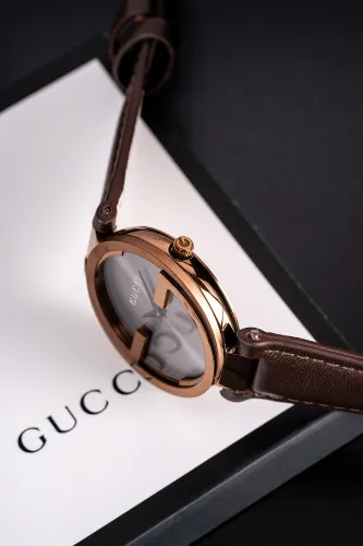 Gucci New Simple Double G Round Quartz Watch