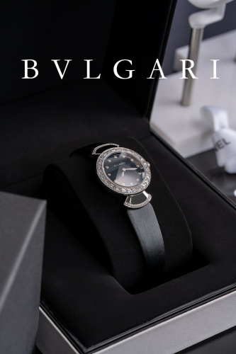 Bvlgari New Women's Inlaid Silk Leather Strap Quartz Watch