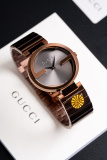 Gucci New Simple Double G Round Quartz Watch