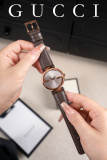 Gucci New Simple Double G Round Quartz Watch