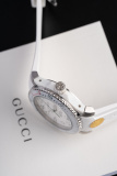 Gucci Unisex Fashion Star Bee Night Light Dive Watch