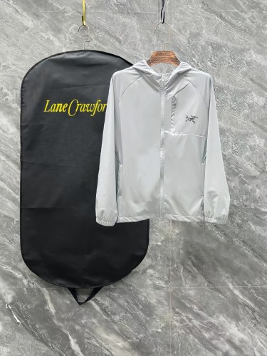Arcteryx New Couple Hooded Sports Jacket Lightweight Jacket Sunscreen Jacket