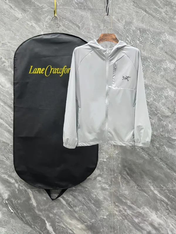 Arcteryx New Couple Hooded Sports Jacket Lightweight Jacket Sunscreen Jacket