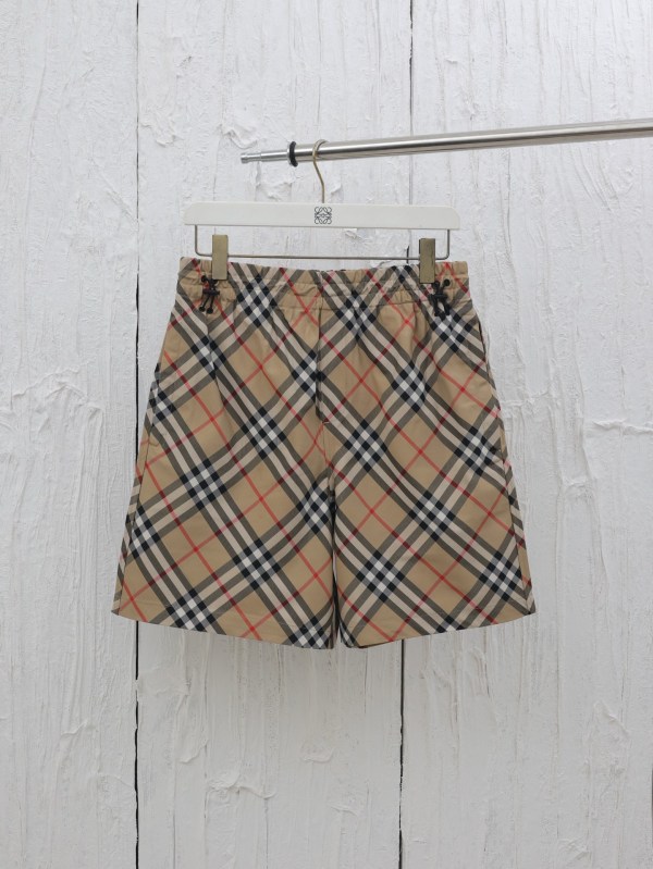 Burberry Classic Diagonal Pattern Casual Beach Shorts