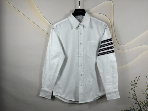 Thom Browne New Classic Sleeve Ribbon Embroidered Whale Pattern Shirt