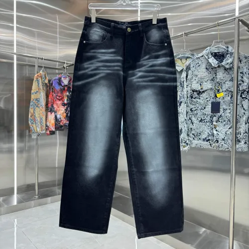 Louis Vuitton Fashion Personalized Graffiti Casual Washed Jeans