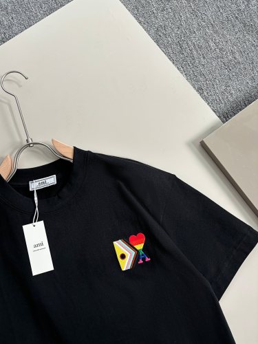 Ami Paris New Embroidered Love Casual Short Sleeve T-shirt