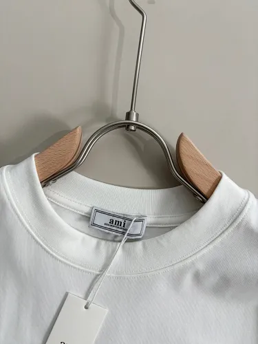 Ami Paris New Embroidered Love Casual Short Sleeve T-shirt
