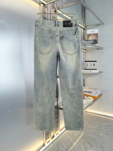 Fendi New Spring/Summer Classic Hardware Monster Wash Slimming Small Leg Jeans