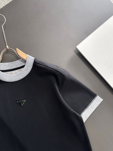 Prada Classic Triangle Logo Round Neck T-shirt Unisex Casual Short Sleeve