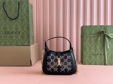 Gucci New Fashion Diamond Underarm Bag Crossbody Bag Size: 19x13x3 CM