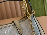 Gucci New Fashion Diamond Underarm Bag Crossbody Bag Size: 19x13x3 CM