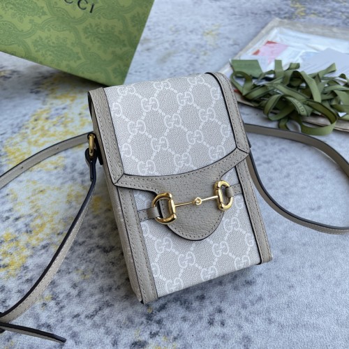 Gucci Classic Logo Canvas Phone Bag Crossbody Bag Size: 11.5x17x4 CM