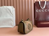 Gucci New Classic Mini Cross Bag Size: 21.5 x 11 x 8 CM