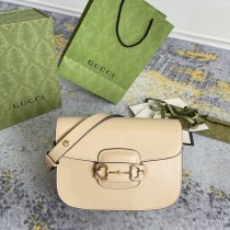 Gucci Classic Horseneck Buckle Retro Saddle Bag Crossbody Bag Size: 25x18x8 CM