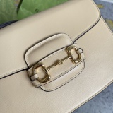 Gucci Classic Horseneck Buckle Retro Saddle Bag Crossbody Bag Size: 25x18x8 CM