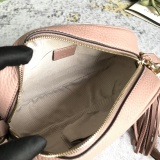 Gucci Classic Embossed GG Camera Bag Crossbody Bag Size: 21x15x7 CM