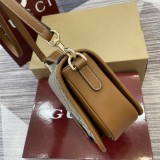 Gucci Classic GG Emblem Adjustable Shoulder Strap Handbag Diagonal Span Bag Size: 20x14x8CM
