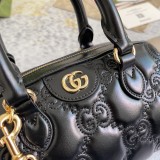 Gucci Classic Embroidered Logo Chain Crossbody Bag Handbag Size: 19x13x11 CM