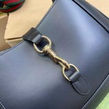 Gucci Golden Lock Half Moon Underarm Bag Diagonal Shoulder Bag Size: 27.5x19x4CM