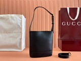 Gucci New Extra Large Half Horseclip Bucket Bag Shoulder Bag Size: 18.5x20x8.5CM
