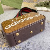 Gucci x Adidas Logo Printed Camera Bag Crossbody Bag Size: 25x16x9.5 CM