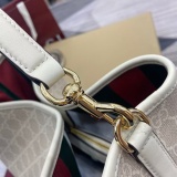 Gucci Classic GG Canvas Tote Bag Diagonal Cross Tote Bag Size: 25x25x15.5 CM