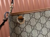 Gucci Classic GG Canvas Tote Bag Diagonal Cross Tote Bag Size: 25x25x15.5 CM