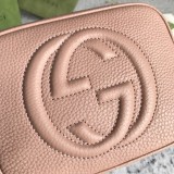 Gucci Classic Embossed GG Camera Bag Crossbody Bag Size: 21x15x7 CM