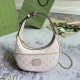 Gucci Classic Logo Canvas Splicing Half Moon Underarm Bag Handbill Shoulder Bag Size: 22x12.5x5 CM