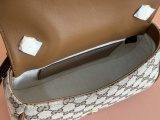 Gucci New Classic Mini Cross Bag Size: 21.5 x 11 x 8 CM