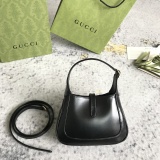 Gucci Golden Lock Half Moon Underarm Bag Diagonal Shoulder Bag Size: 19x13x3CM