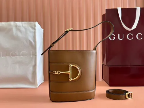 Gucci New Extra Large Half Horseclip Bucket Bag Shoulder Bag Size: 18.5x20x8.5CM