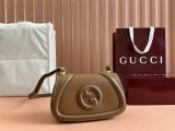 Gucci New Classic Mini Cross Bag Size: 21.5 x 11 x 8 CM