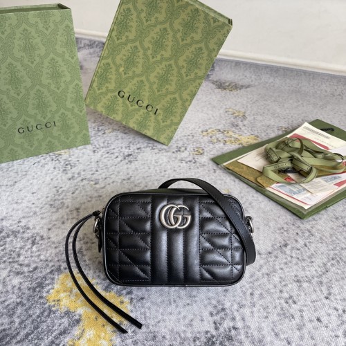 Gucci Classic Logo Checkered Chain Crossbody Bag Camera Bag Size: 18x12x3CM