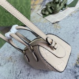 Gucci Classic Embossed GG Shoulder Cross Bag Handbag Size: 16x11x9CM