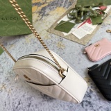 Gucci Classic Logo Multi Functional 3-in-1 Chain Crossbody Bag Size: 22.5x15.5x4CM