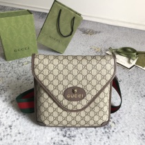 Gucci Retro Tiger Head Logo Printed Postman Bag Crossbody Bag Size: 16x25x3CM Gucci Retro Tiger Head Logo Printed Postman Bag Crossbody Bag Size: 16x25x3CM
