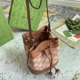 Gucci Classic Embossed Logo Canvas Leather Bucket Bag Handbag Crossbody Bag Size: 19x15.5x9CM