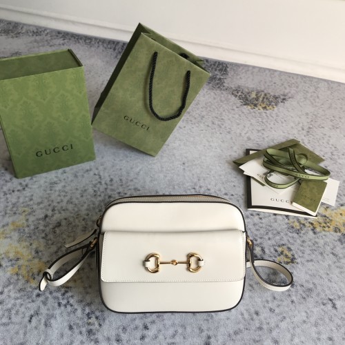 Gucci Classic Horseclip Retro Camera Bag Diagonal Shoulder Bag Size: 22.5x17x6.5CM