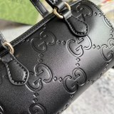 Gucci Classic Embossed GG Shoulder Cross Bag Handbag Size: 16x11x9CM