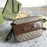 Gucci Classic Horseclip Retro Camera Bag Diagonal Shoulder Bag Size: 22.5x17x6.5CM