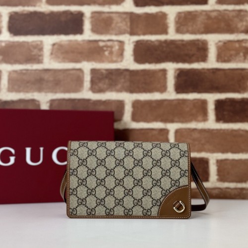 Gucci New Couple Classic Logo Flip Shoulder Bag Size: 20x12.5x5CM