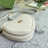 Gucci Fashion Interlocking G-Heart Cross Shoulder Bag Size: 20x17.5x6.5CM