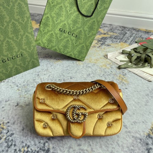 Gucci Marmont Retro GG Flip Velvet Cross Shoulder Bag Chain Bag Size: 23x14x6CM