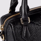 Gucci Classic GG Embossed Cross Shoulder Chain Bag Size: 16.5x10x8CM