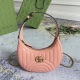 Gucci Marmont Retro Logo Embroidered Shoulder Bag Chain Bag Size: 21.5x11x8CM