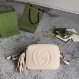 Gucci Classic Embossed GG Camera Bag Crossbody Bag Size: 21x15x7 CM