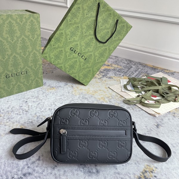 Gucci Mini Classic Interlocking GG Shoulder Cross Bag Size: 19x13x5.5CM